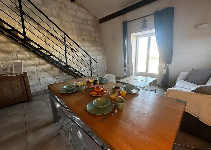Maisonnette De Plage Sur Les Toits Appart 1 Chambre 1 Mezzanine Avec Vue